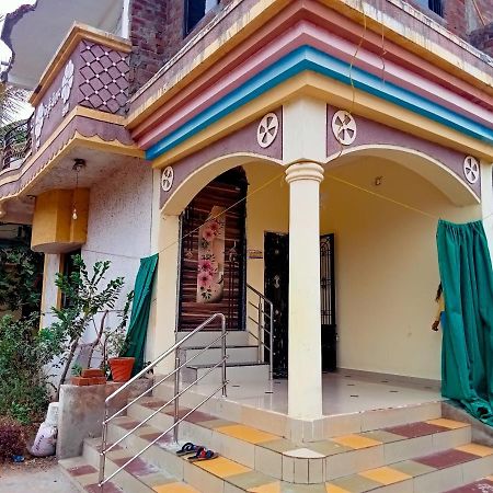 Krishna Homestay Garudeshwar Exterior photo