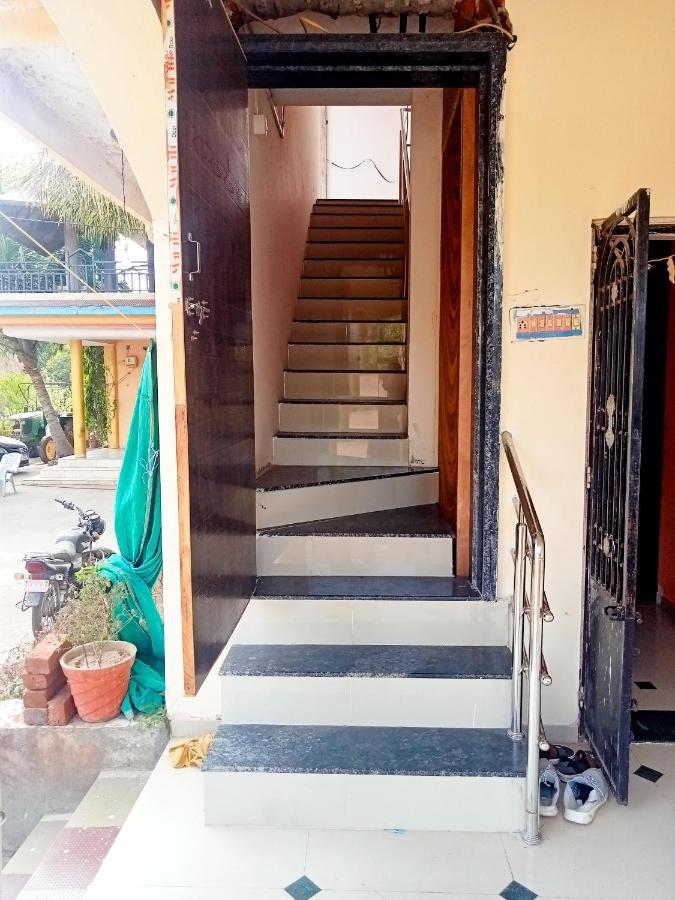 Krishna Homestay Garudeshwar Exterior photo
